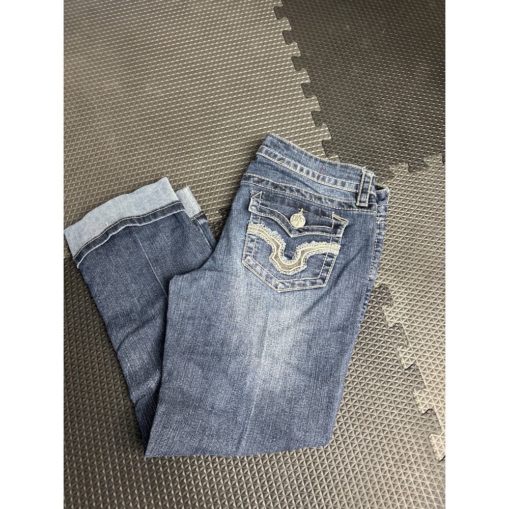 WallFlower Women's Size 9 Blue Denim Cuffed Capri Jeans Embroidered Pockets